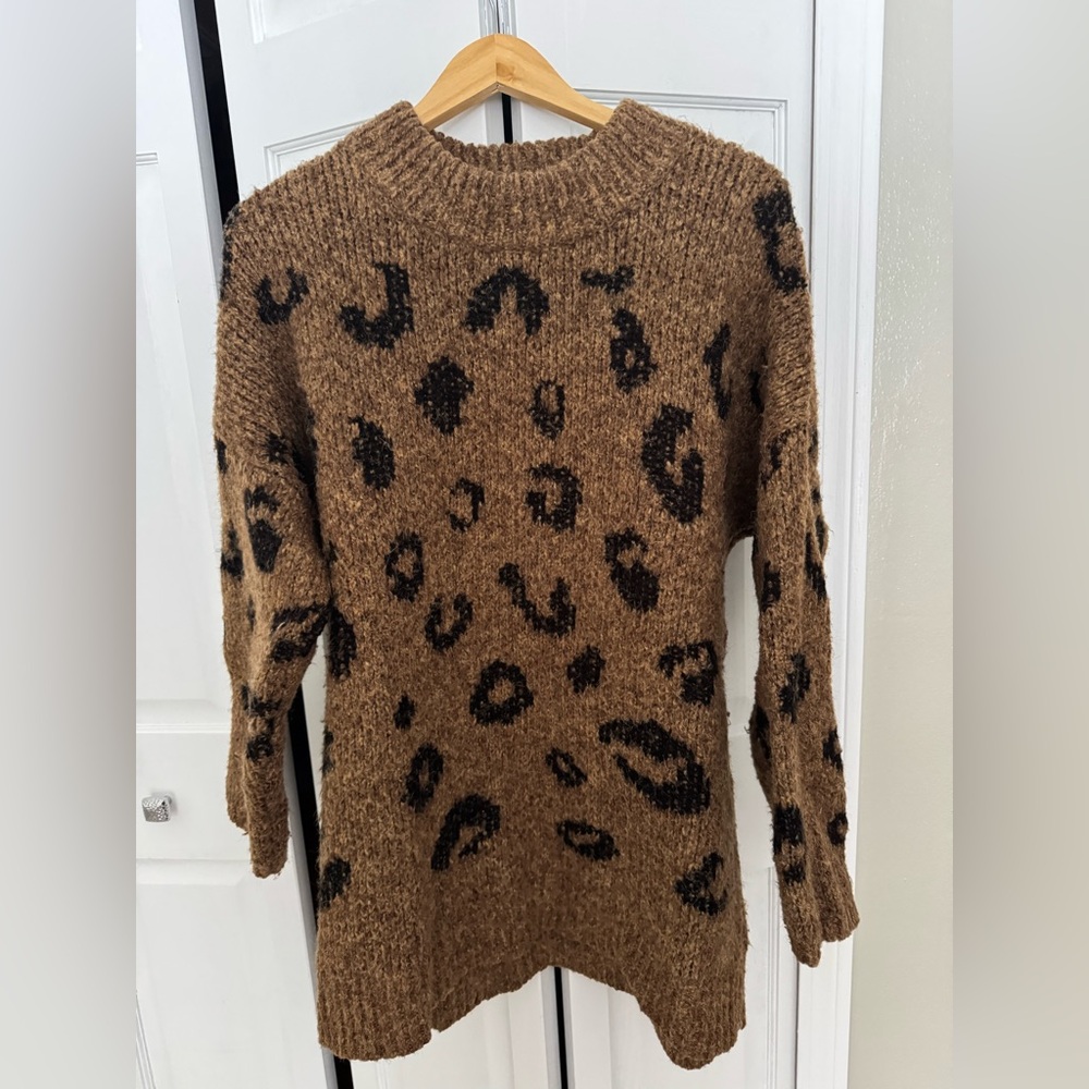 Universal Thread Oversized Sweater